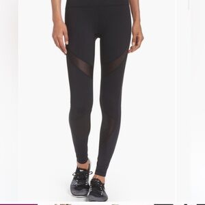 Z by zella
size small with sheer pattern leggings